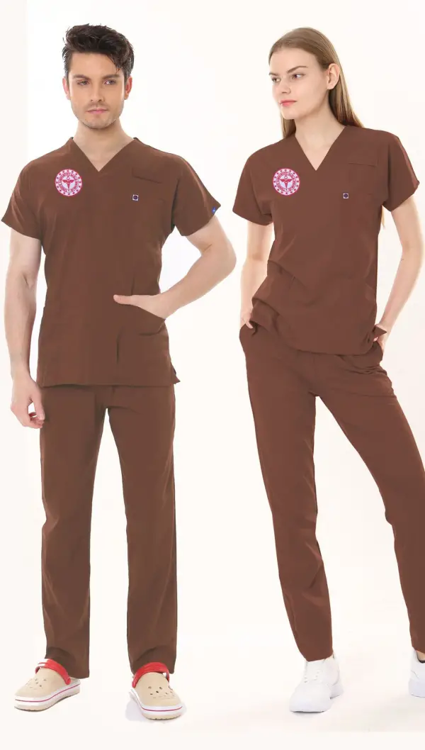 KAHVERENGİ HASTANE FORMASI LİKRALI SCRUBS TAKIM (FRIAR BROWN)