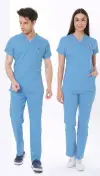 ALASKA MAVİSİ DOKTOR HEKİM FORMASI LİKRALI SCRUBS TAKIM (ALASKAN BLUE)